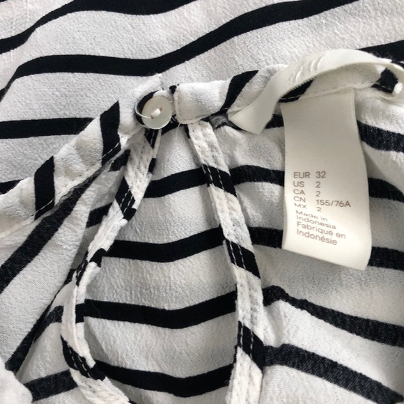 Like-New Striped Blouse - Picture 6 of 7